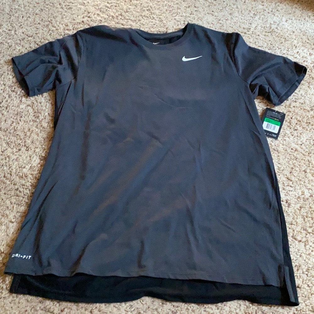 Gray and Black Nike Men’s Dry Travel Tee